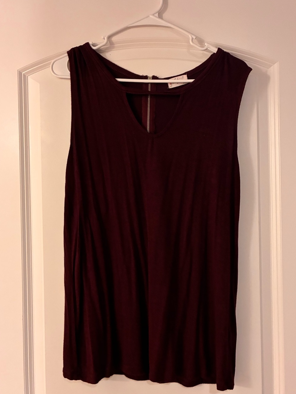 Glitz Sleeveless V-Neck Tank Top - Burgundy Plum